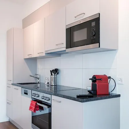 Апартаменты Hitrental Altstetten *