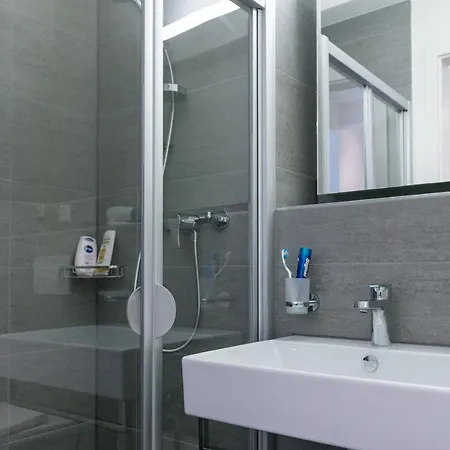 Апартаменты Hitrental Altstetten *