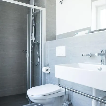 Апартаменты Hitrental Altstetten Цюрих