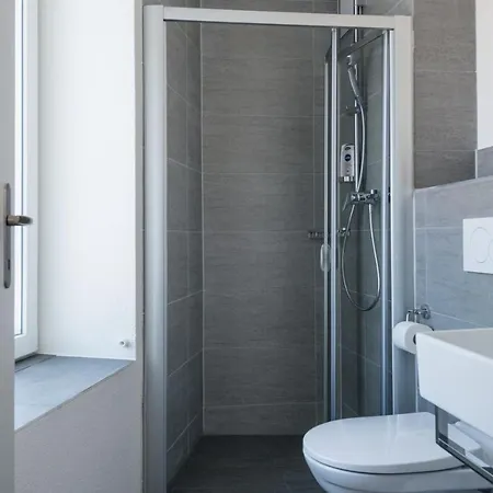 Апартаменты Hitrental Altstetten